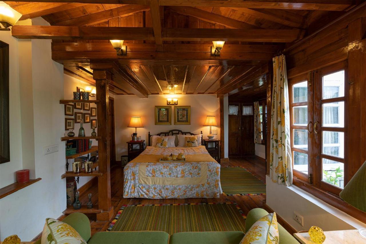 Stayvista At Violet Hill With Bonfire, Gazebo & Hill View Shimla Dış mekan fotoğraf
